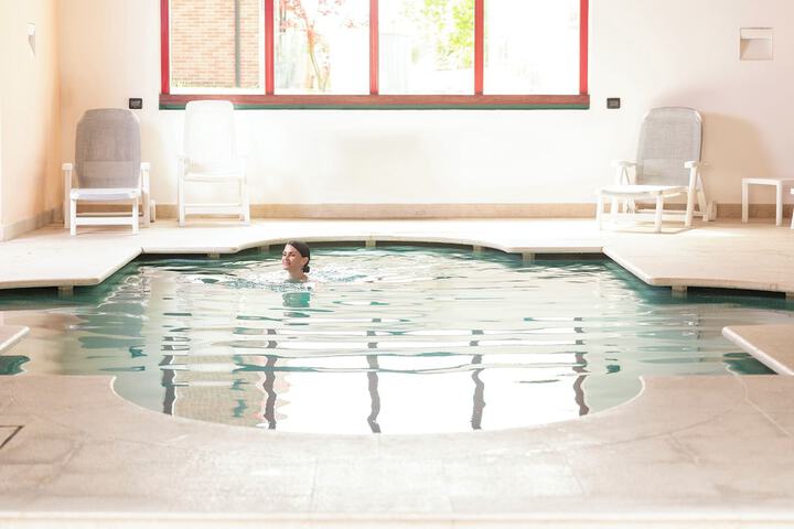 Pool Hotel