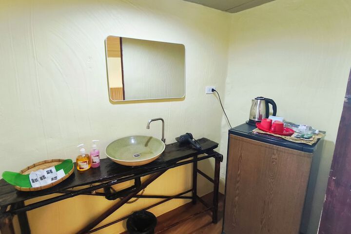 Room 21 of 65