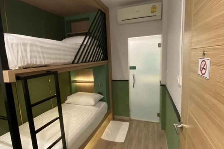 Room 17 of 45