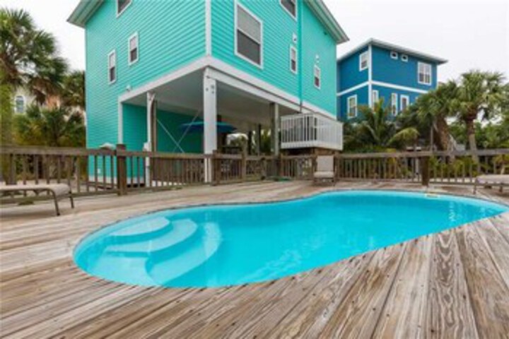Pool 27 of 48