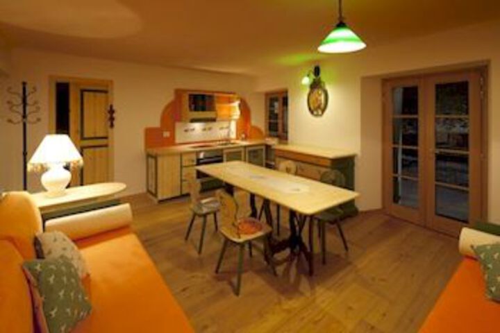 Room 44 of 65
