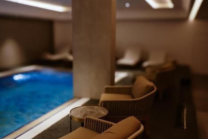 Pool 6 of 11