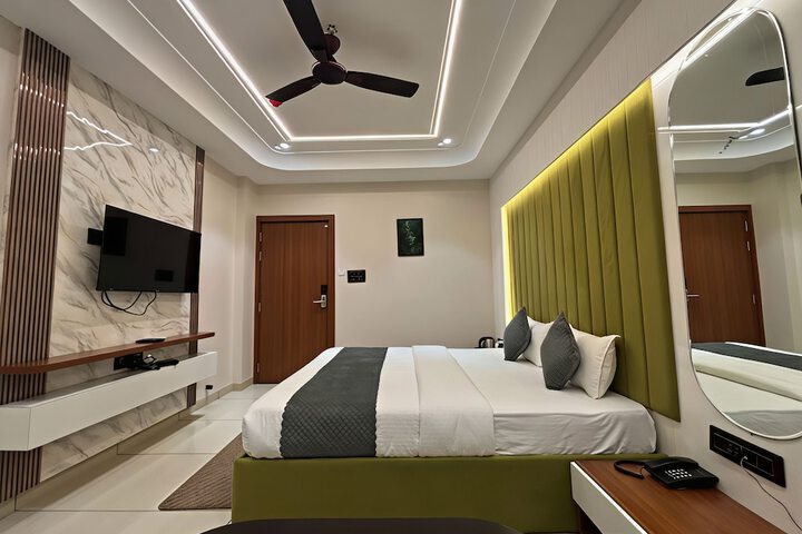 Room 18 of 56