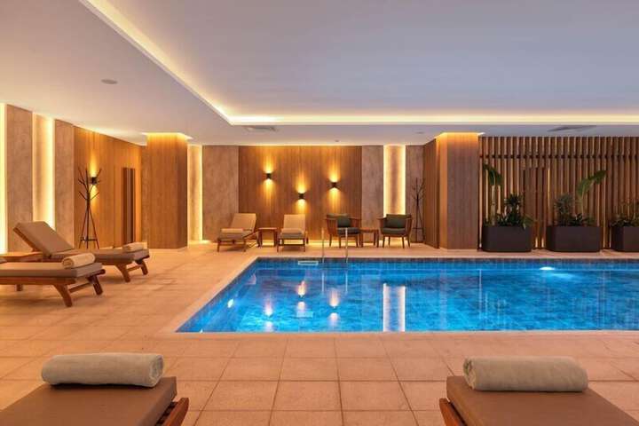 Pool 77 of 143