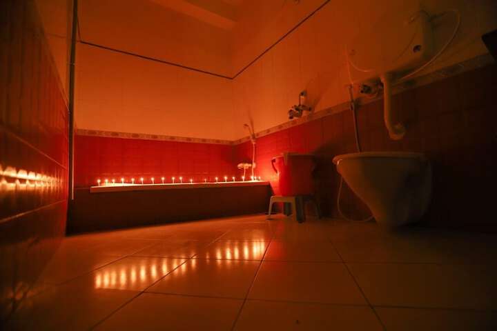 Room 15 of 16