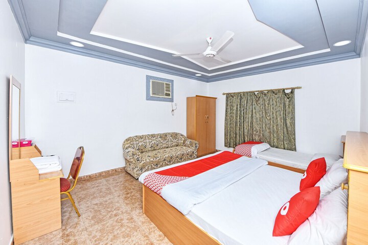 Room 34 of 71