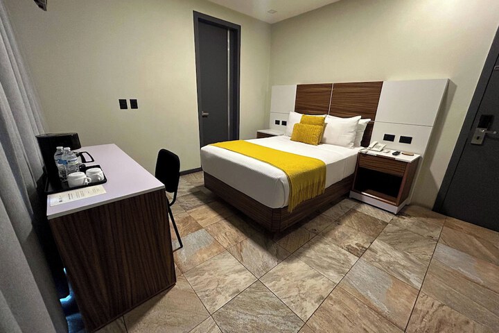 Room 56 of 91
