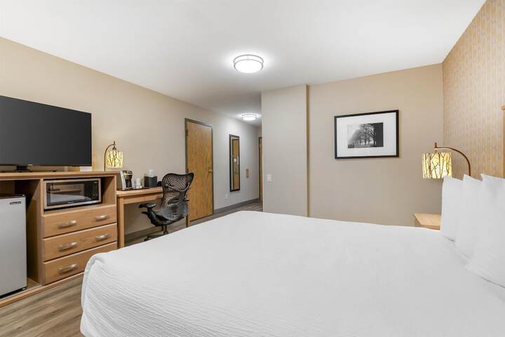 Room 16 of 60