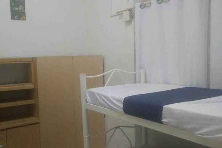 Room 21 of 57