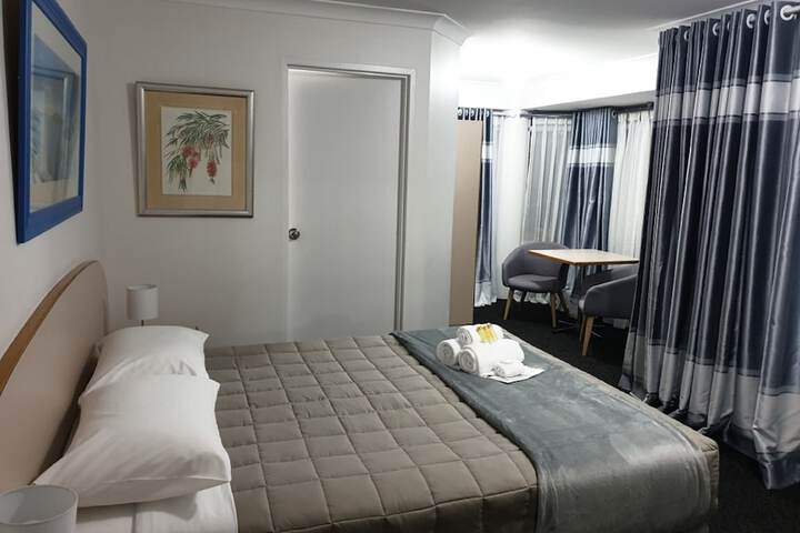 Room 12 of 46