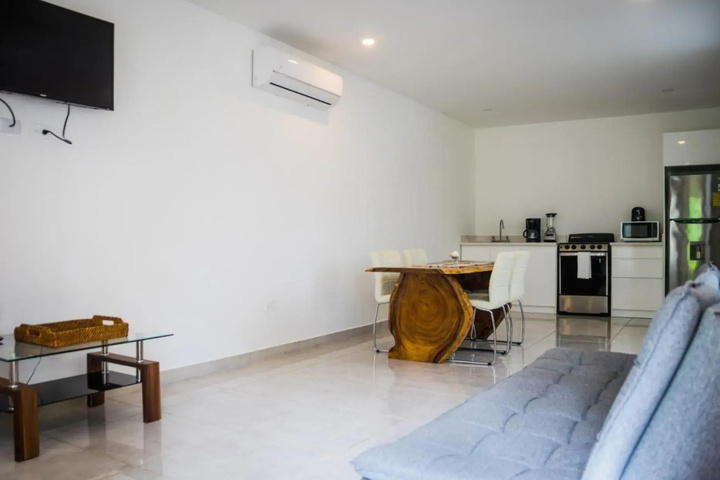 Room 5 of 22