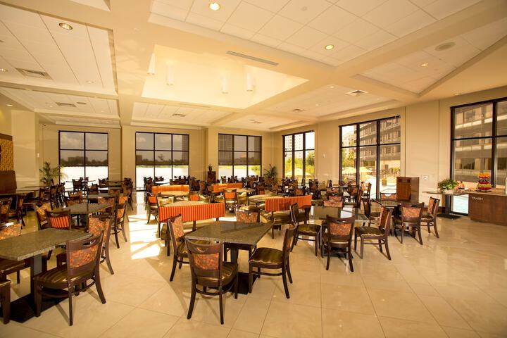 Breakfast area