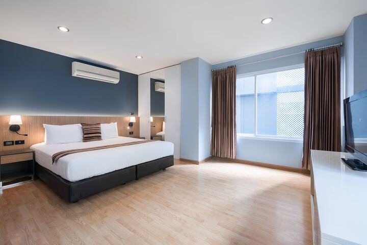 Room 15 of 63