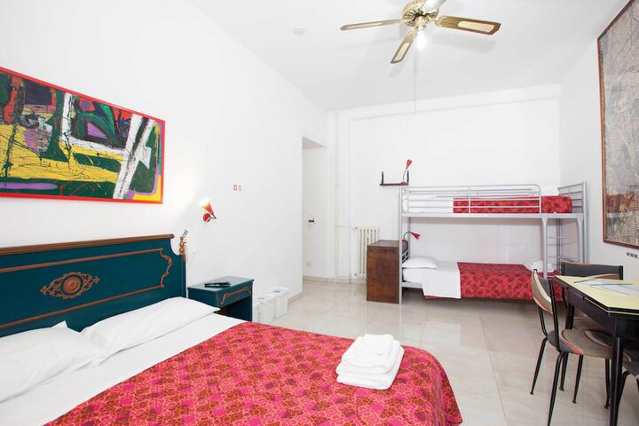 Room 5 of 23