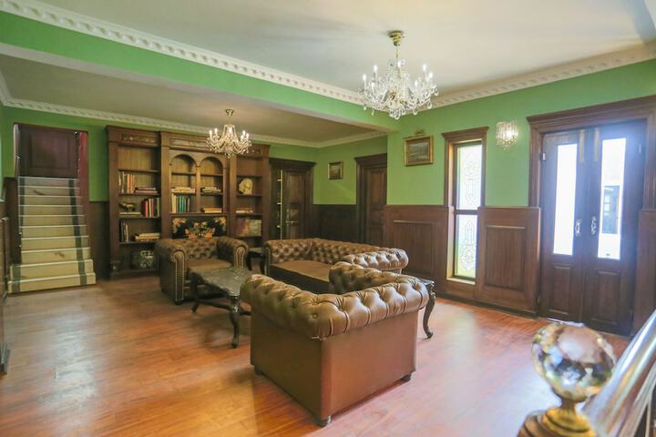 Photo of Baber Mahal Vilas