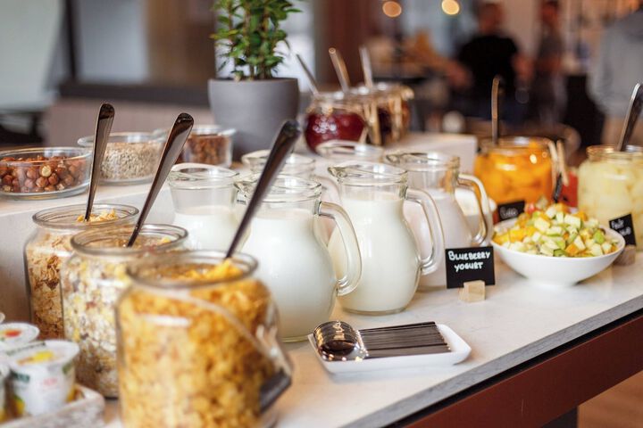 Breakfast/Coffee Service 48 of 77