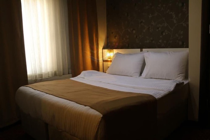 Room 31 of 69