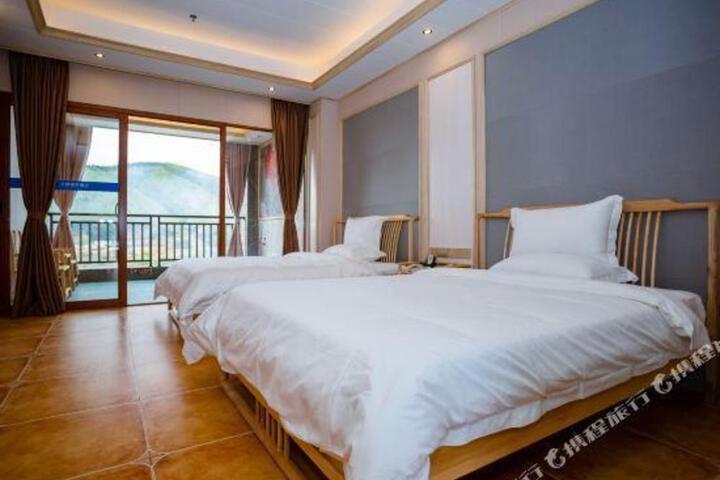 Shuiyuan Hot Spring Hotel