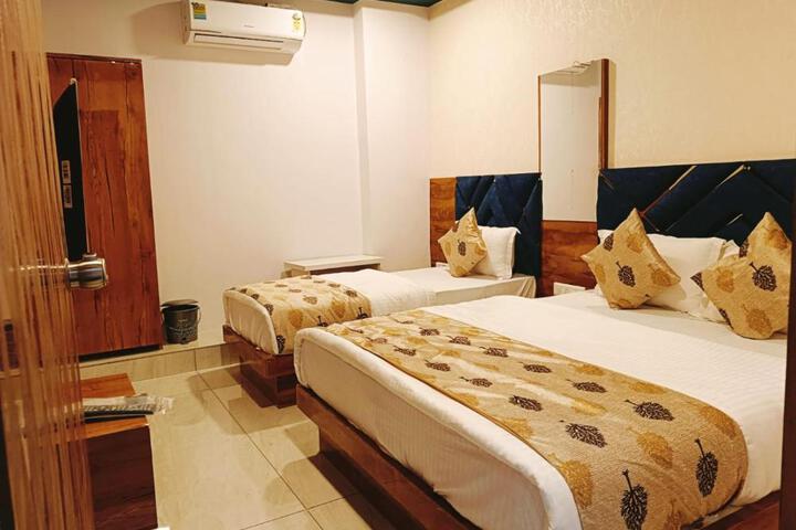 Hotel Maan Palace