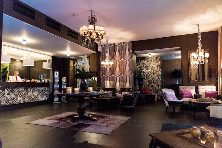Hotel Interior 2 of 57