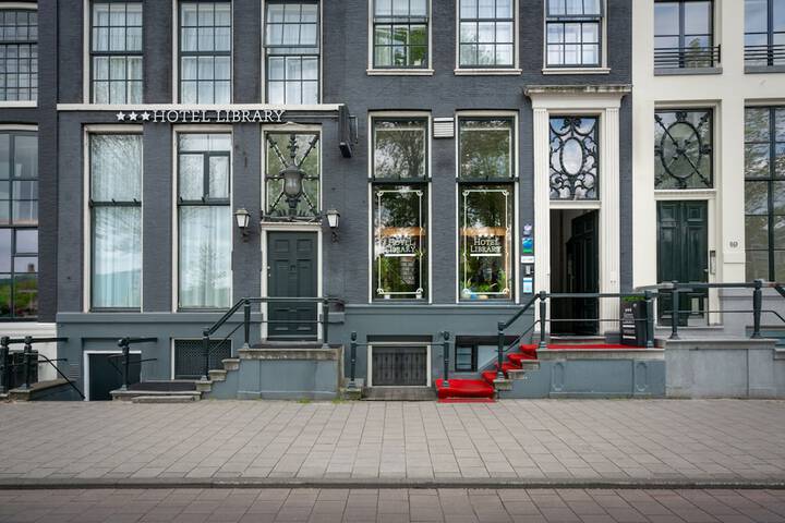 Hotel 60 of 61