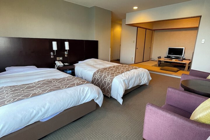 Room 25 of 72
