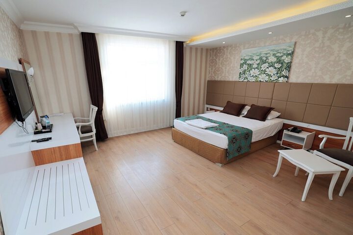 Room 6 of 41