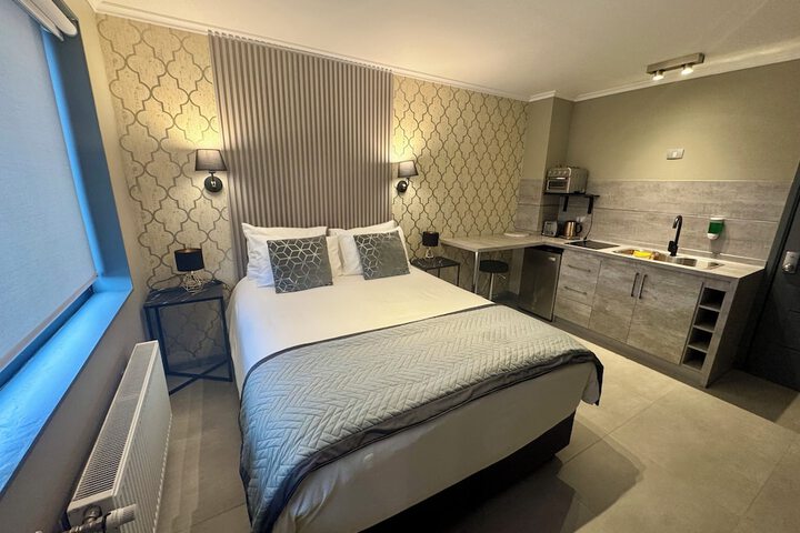 Room 14 of 39