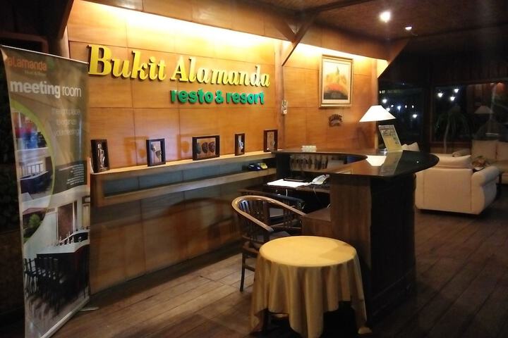 Hotel Interior 2 of 184