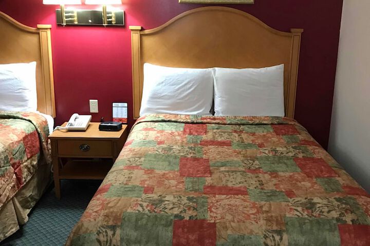 Room 18 of 52