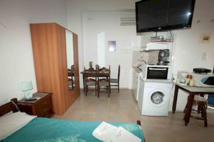 Room 16 of 26