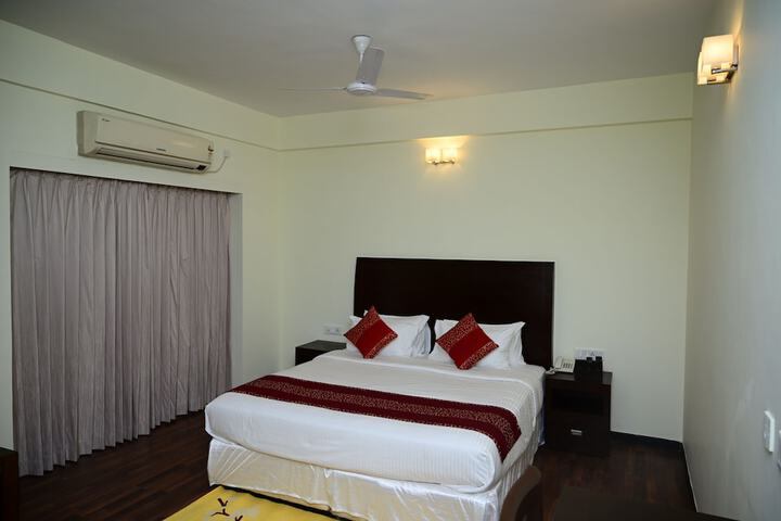 Room 12 of 31