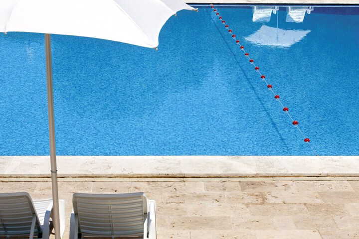 Pool 54 of 113