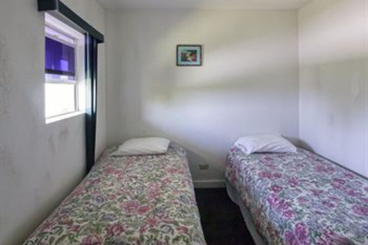 Room 3 of 9