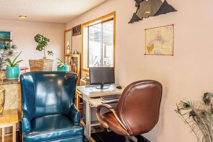 Business Center 53 of 58