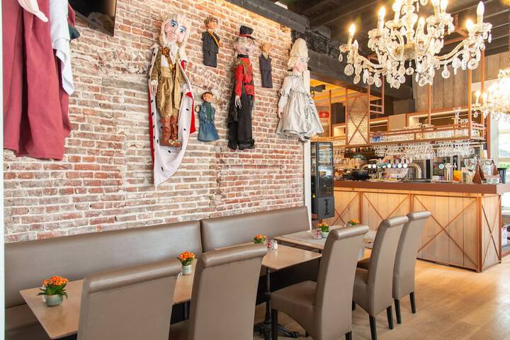 Dining Photos