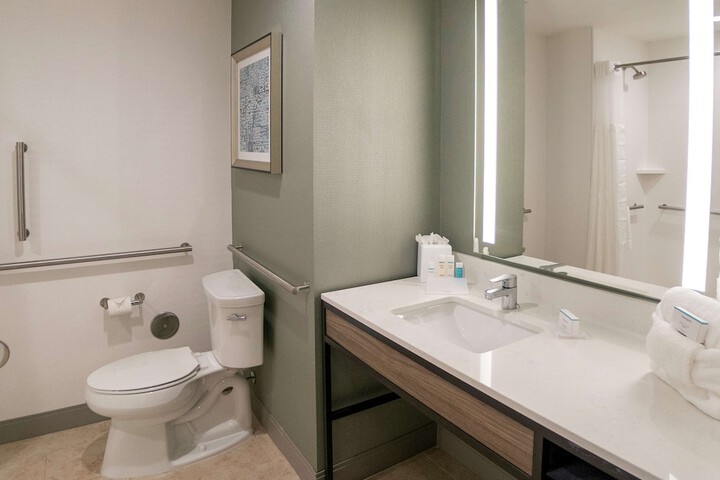Bathroom shower