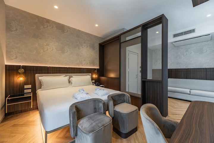 Room 47 of 110