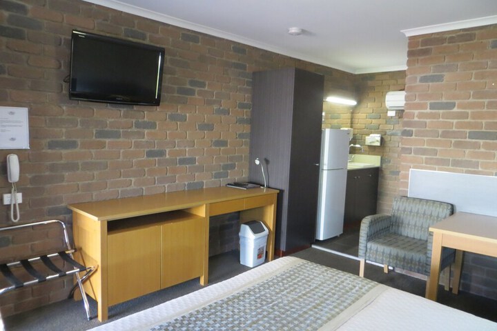 Room 13 of 61