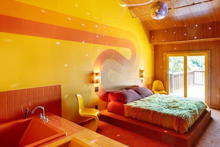 Room 14 of 31