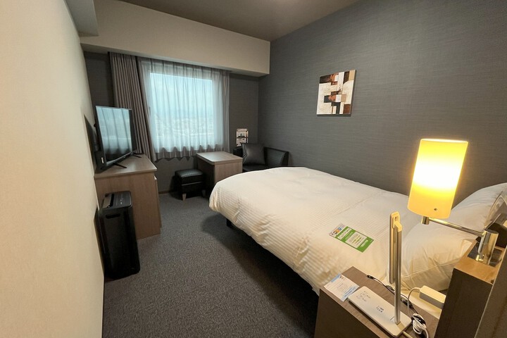 Room 10 of 39