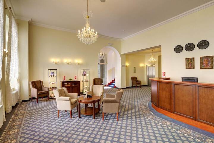 Lobby Entry