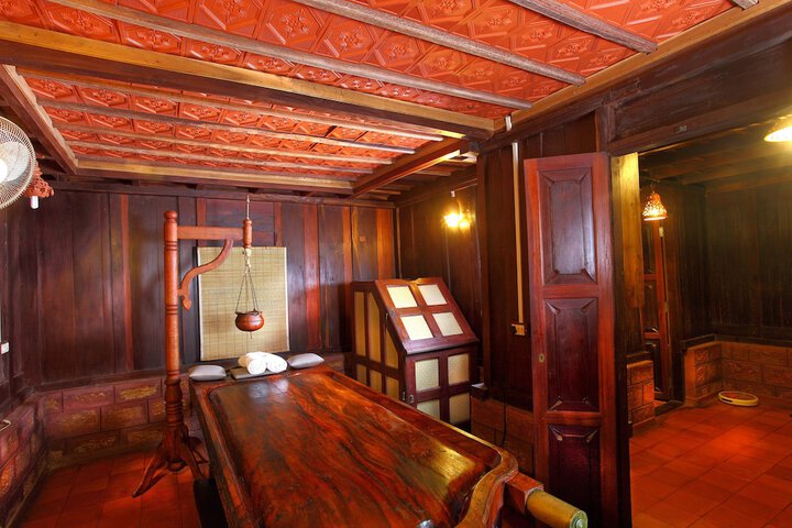 Room 28 of 38