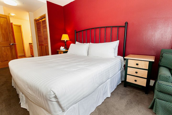 Room 6 of 172