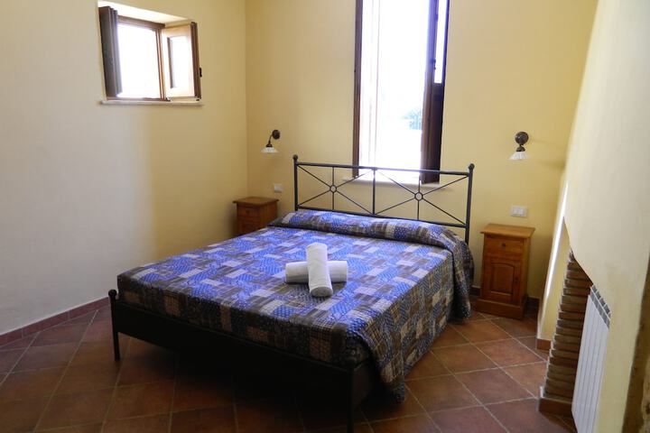 Room 6 of 44