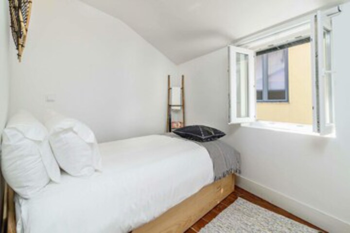 Room 20 of 24