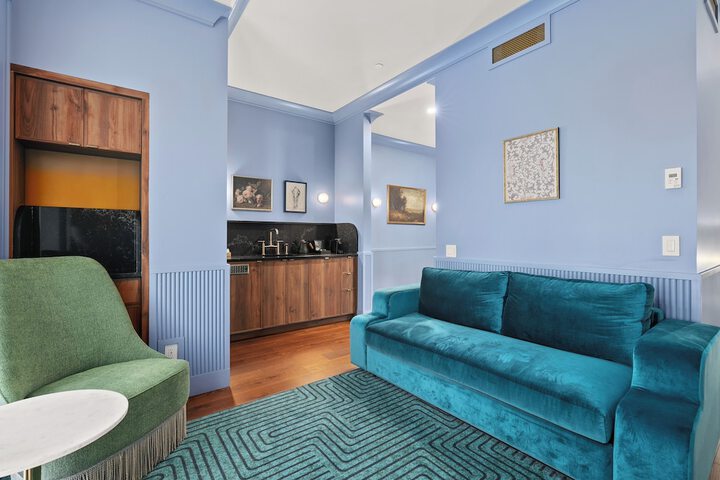 Room 22 of 57