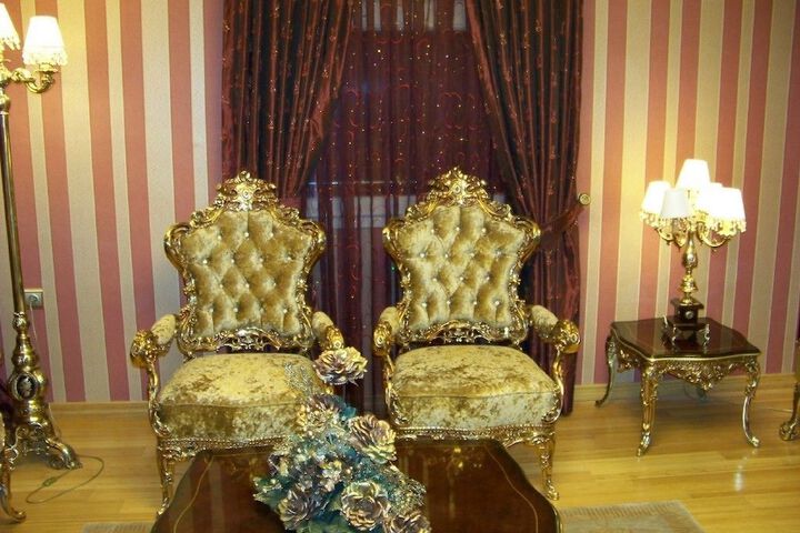 Room 12 of 43