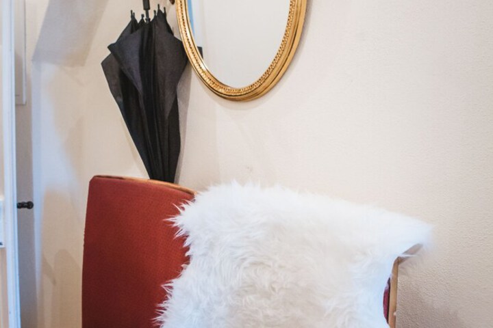 Room 35 of 60