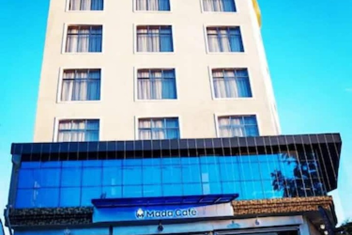 Hero Image 1 of 15